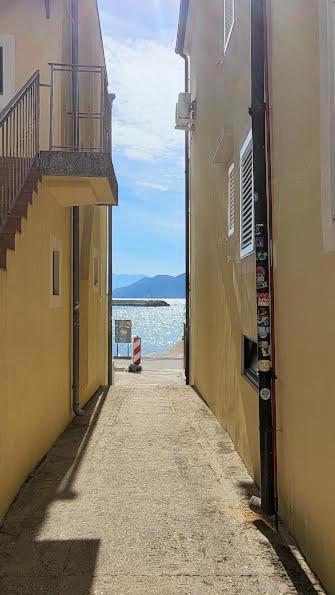 Studio, 70 Steps From The Beach Baška Eksteriør bilde